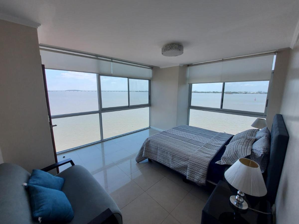 Apartamento Vista Al Rio Puerto Santana Riverfront 1 Γκουαγιακίλ Εξωτερικό φωτογραφία